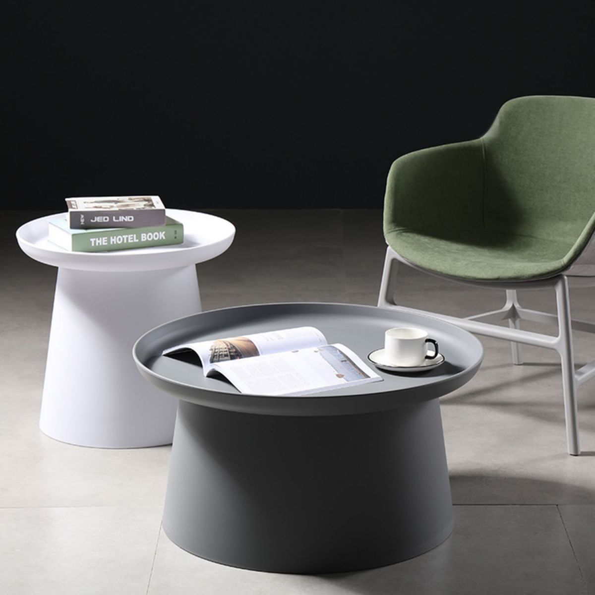 Scandinavian Round Tray Top Side End Table Plastic Pedestal End Table