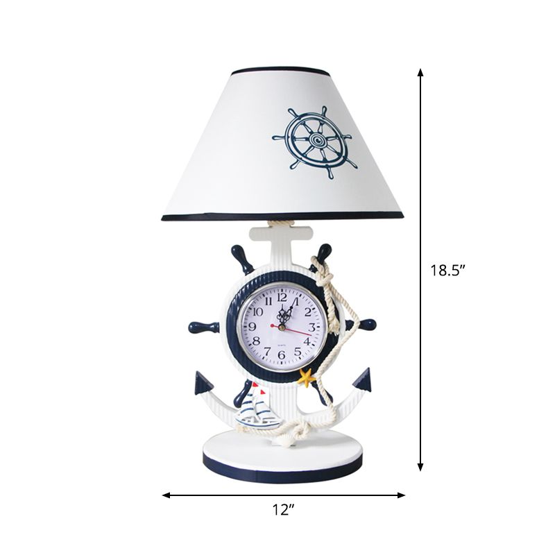 Illuminazione da tavolo con base del timone Lampada da comodino in resina stile bambini con lampadina singola sfumata blu con design a orologio