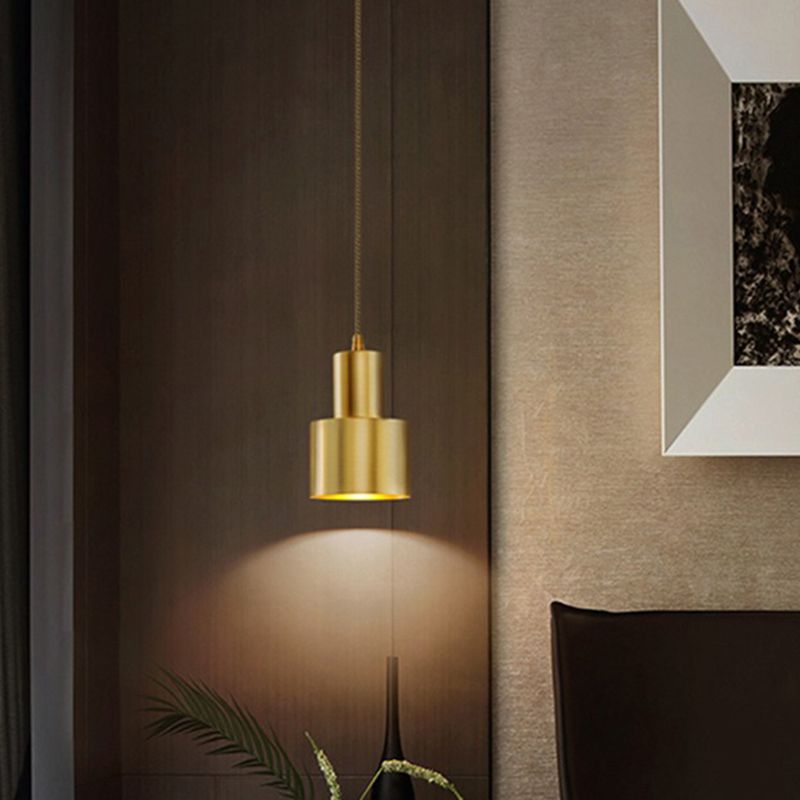Postmodern Simplicity Brass Lamp Body Pendant Lamp Hanging Light for Bedroom