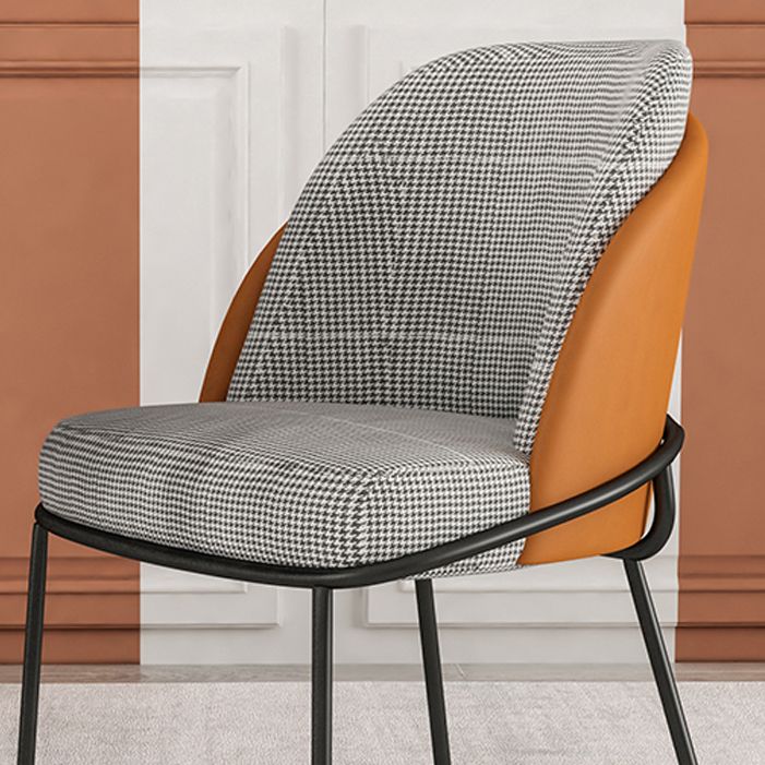 Silla sin brazos tapizada silla de comedor de metal de estilo nórdico para uso en restaurantes
