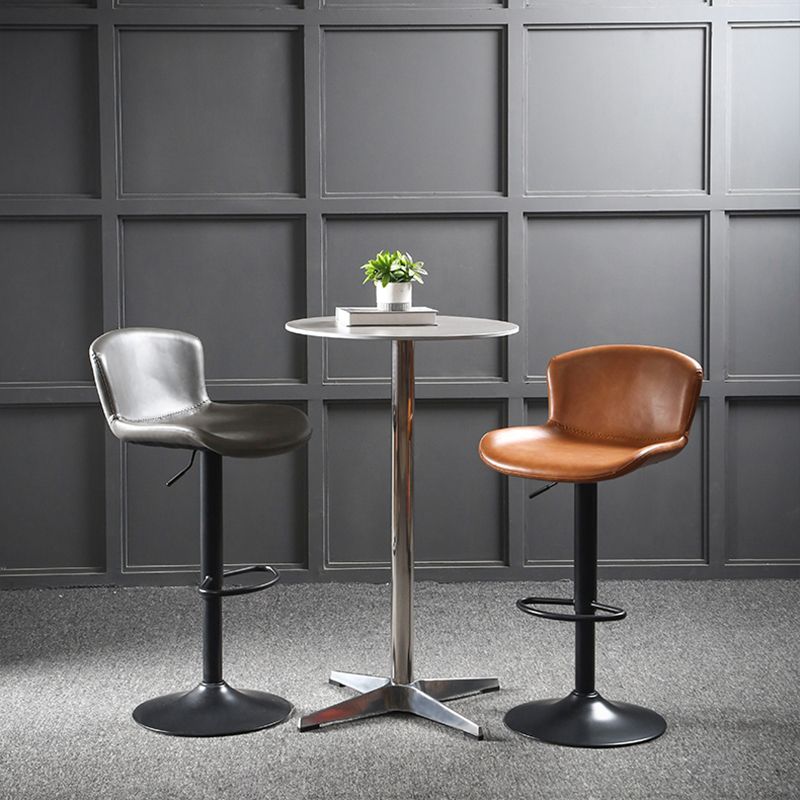 Barhocker im Industriestil, Lederschalensitz mit verstellbarer Höhe für die Restaurantbar