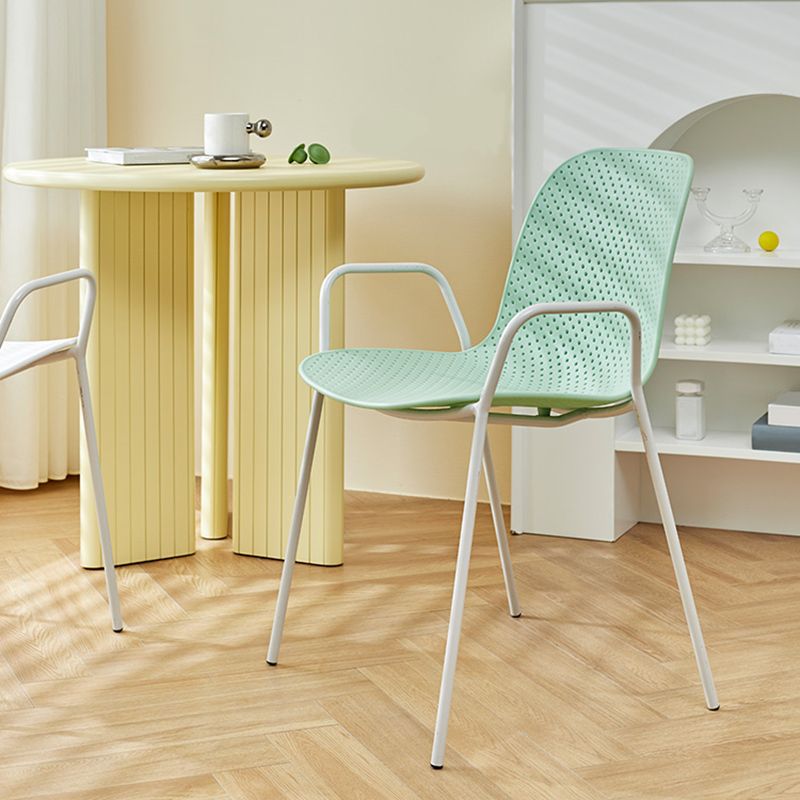 Contemporary Style Arm Chair Plastic Dining Chair with Metal Base
