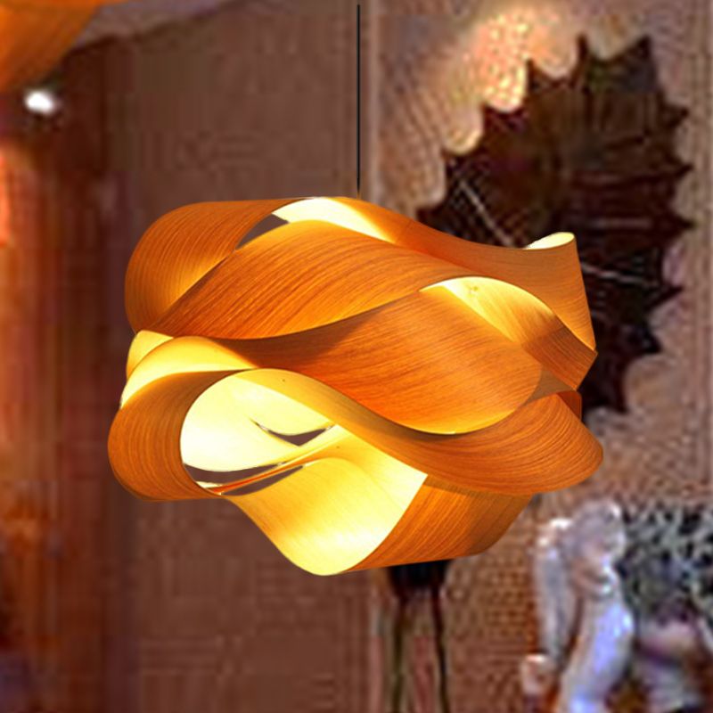 Twist Hanging Light Chinese Wood 1 Glühbirne 18 "/23,5" breit beige hängende Beleuchtung