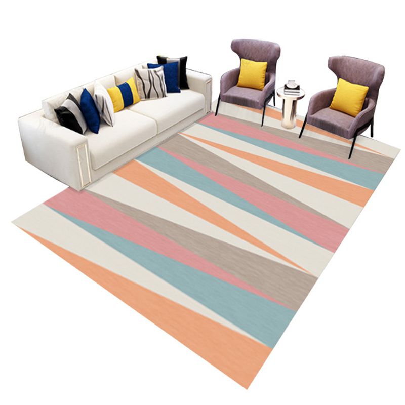 Stylish Triangle Pattern Area Rug Simple Contemporary Polyester Carpet Rectangle Stain Resistant Carpet for Living Room