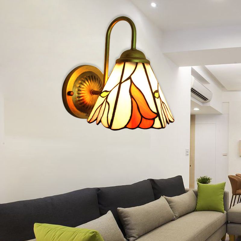 Stained Glass Pink Wall Mounted Light Lily 1 Head Tiffany Sconce Light for Living Room