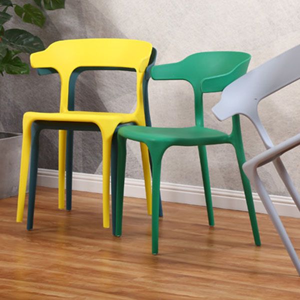 Sedie moderne impilabili sedie senza braccio con gambe di plastica per cucina