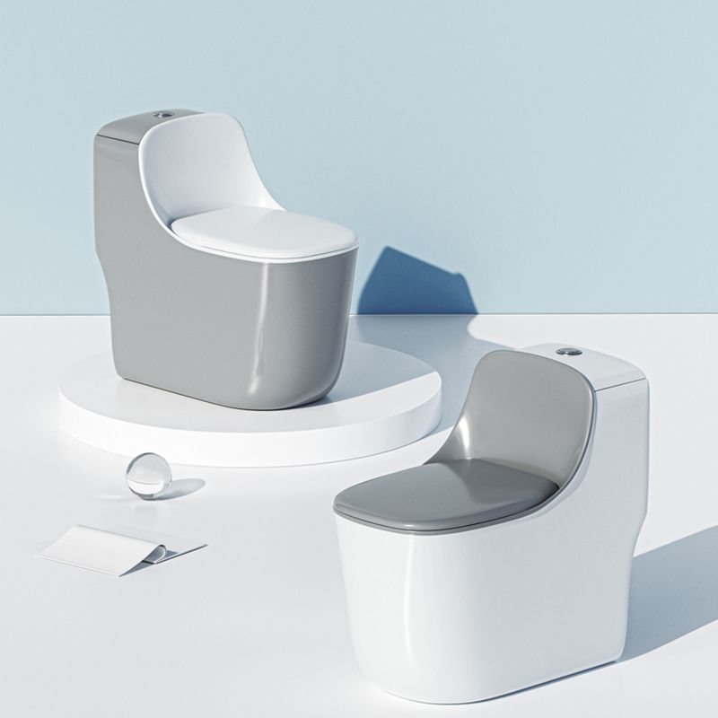 Traditional Floor Mount Toilet Slow Close Seat Included Toilet Bowl for Bathroom