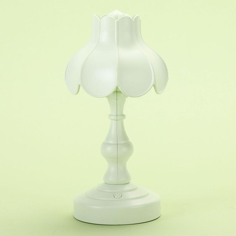 Table de forme de dôme moderne Light Metal 1 LAX NEULTANTS LEIL