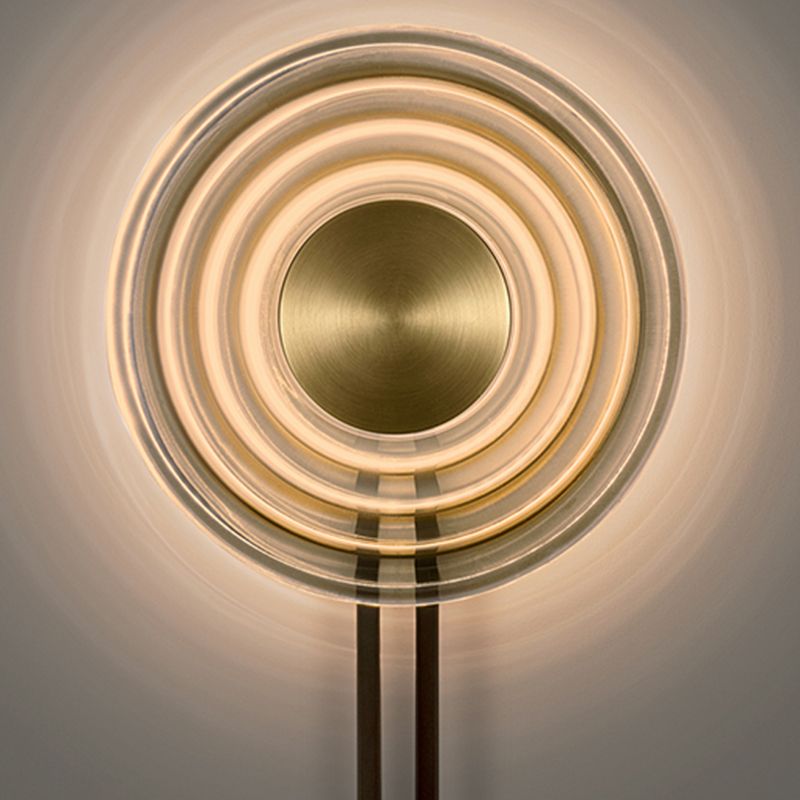 Round Shade Metal Wall Sconce Modern Style Single Light Wall Lighting Fixtures in Amber
