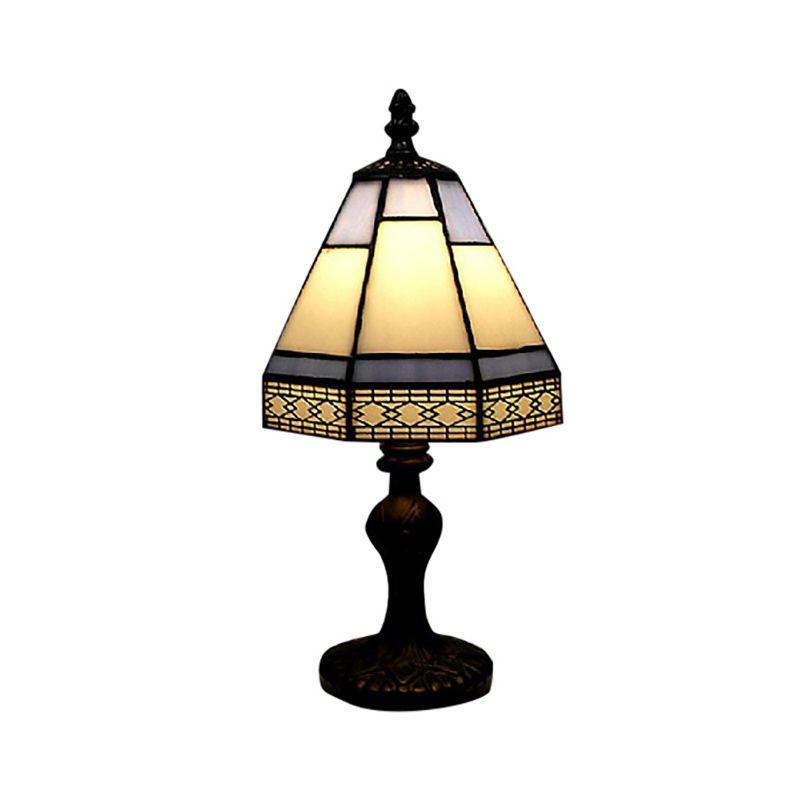 Table debout conique beige / bleu Lumière Tiffany Style 1 Hierge Éclairage pour le chevet
