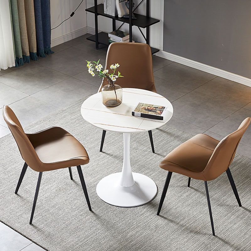 Mesa de comedor redonda Simplicity de piedra sinterizada con base de tulipán