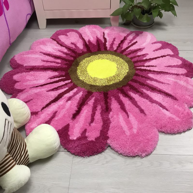 Chic Flower Pattern Rug Polyester Pink Area Rug Stain Resistant Area Carpet for Children's Room