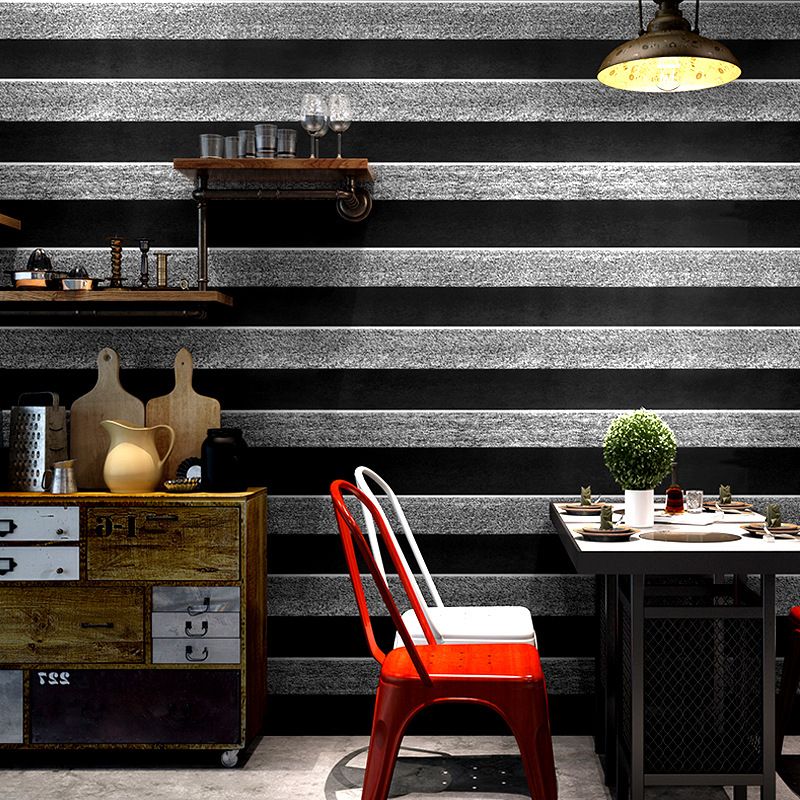 Black and Grey Simple Horizontal Stripes 33' by 20.5" Non-Pasted Stain-Resistant Wallpaper