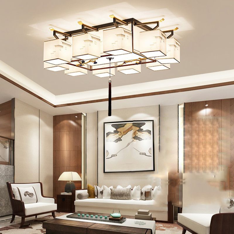 Traditional Style Ceiling Lamp Fabric Flush Mount Lighting for Living Room