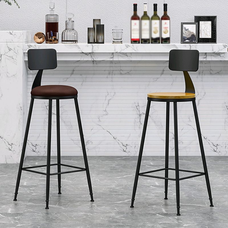 Moderner, armloser Thekenhocker mit Rückenlehne, Eisen, Wohnzimmer-Barhocker mit Pedal, 1 Stück