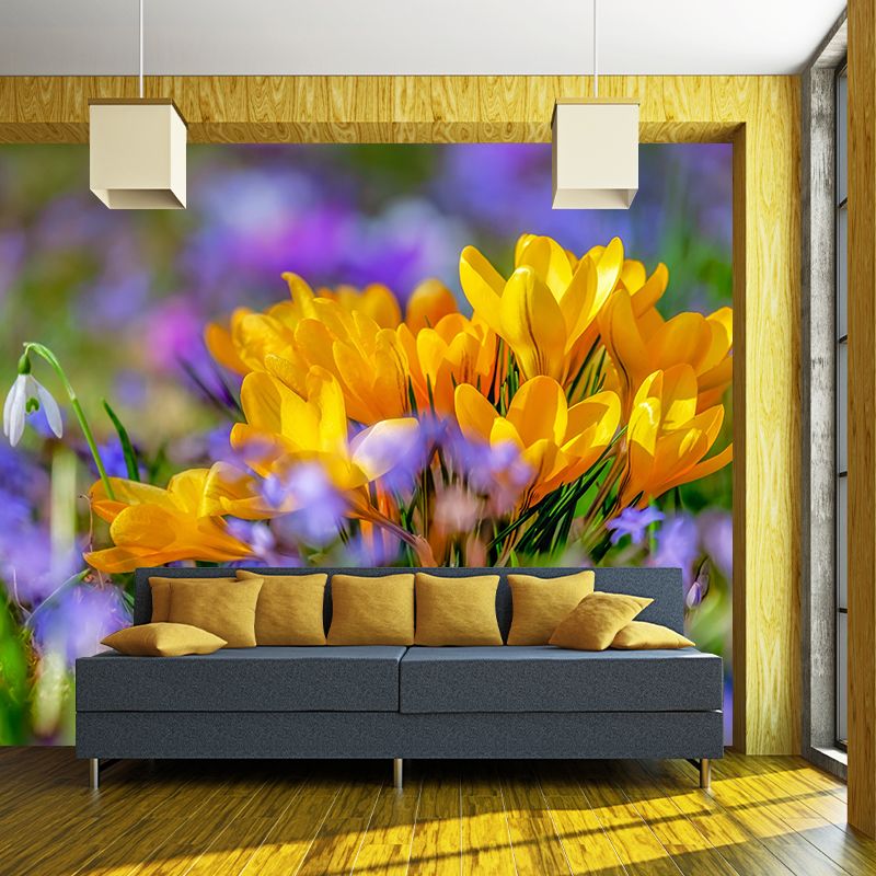 Crocus Flower Blossing Mural Wallpaper Modern Wall Covering for Living Room