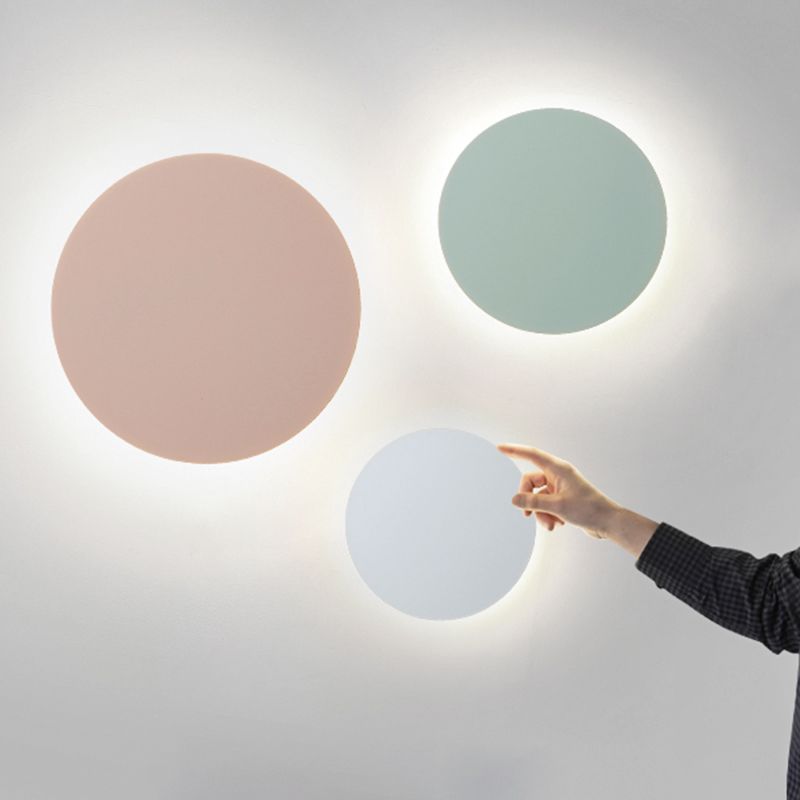 Metal Disc Wall Mount Lighting Modern Style LED Wall Sconce Lighting for Kids Bedroom