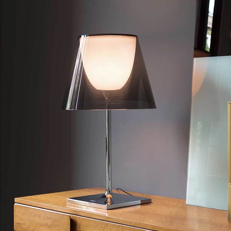 Noordse eenvoudige tafellamp moderne stijl glazen bureaulamp voor studeerkamer