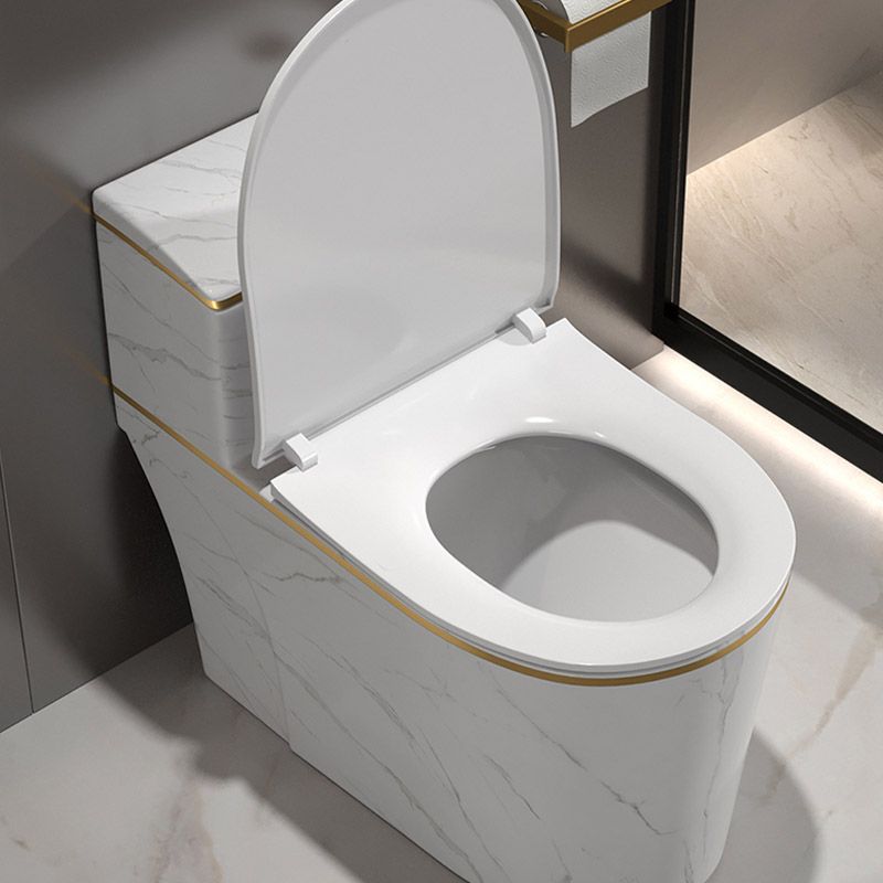 Traditional All-In-One Toilet Bowl Siphon Jet Toilet with Soft-Close Seat for Bathroom