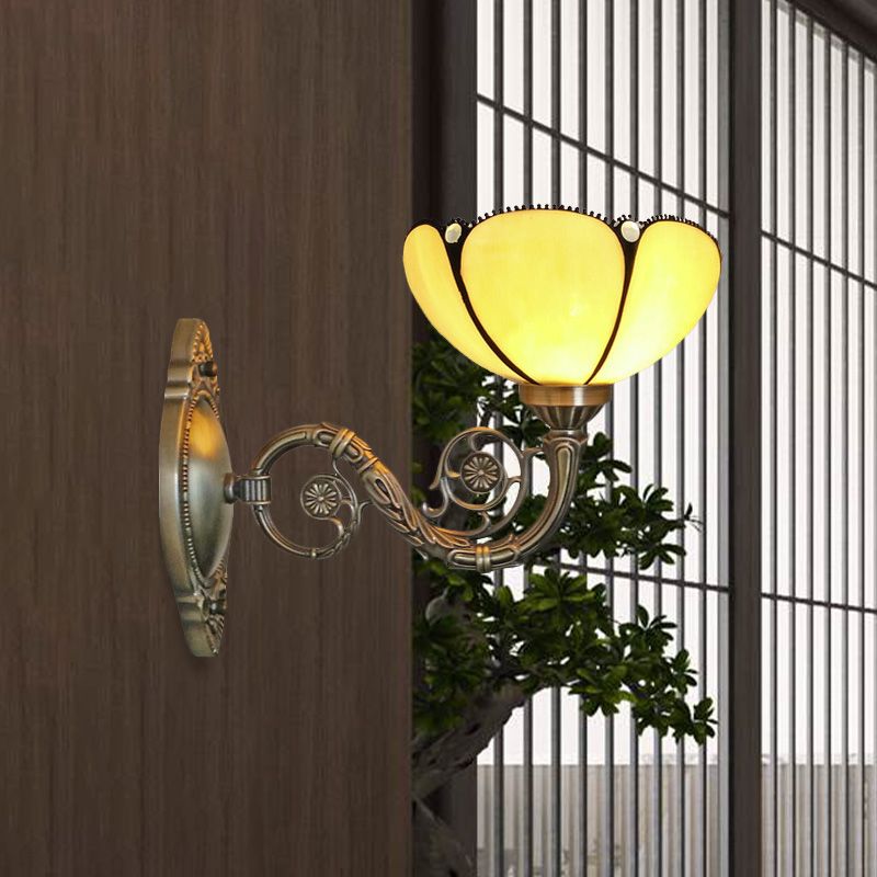 Bronze 1 Light Wall Sconce Light Baroque Beige Glass Scalloped Wall Mounted Lamp with Curved Arm
