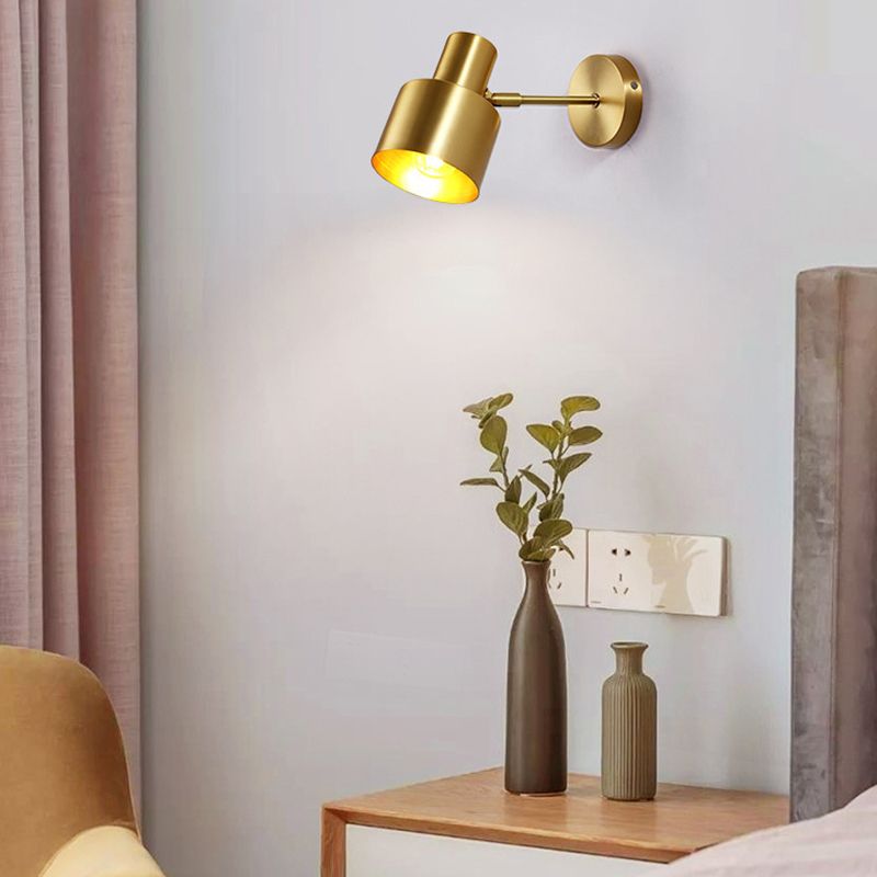 Postmodern Style Minimalist Metal Wall Light Sconce for Washroom