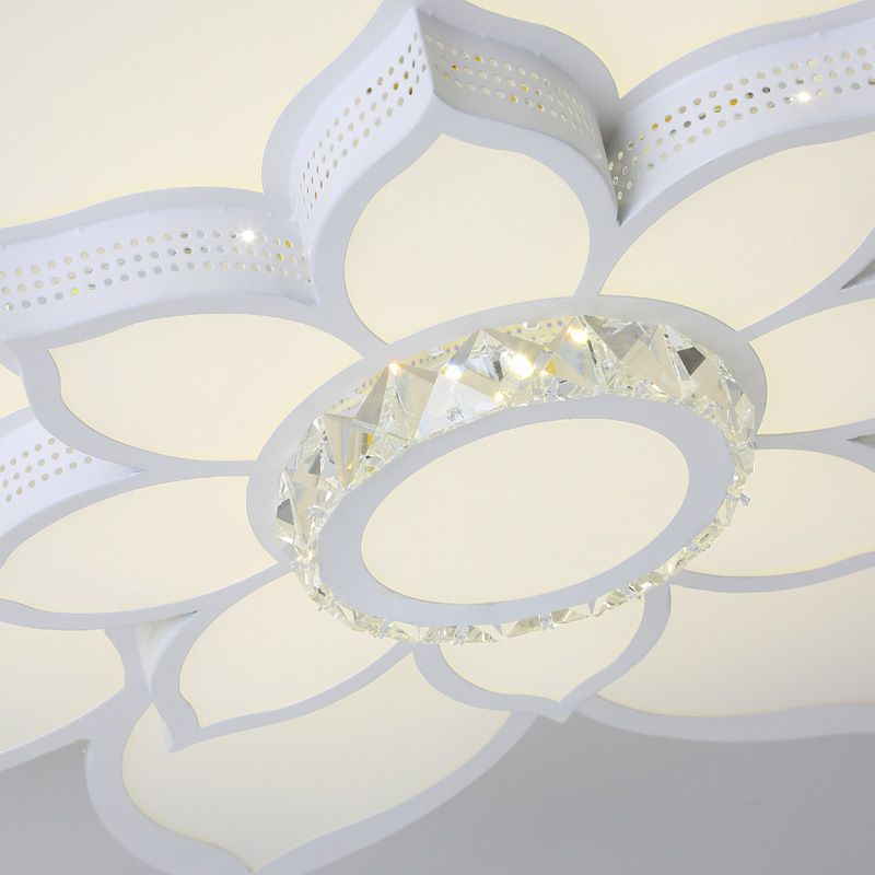 Lotus Faceted Crystal Flush Mount Light Fixture Simple White 23.5"/29.5"/35.5" W LED Ceiling Light in Warm/White Light