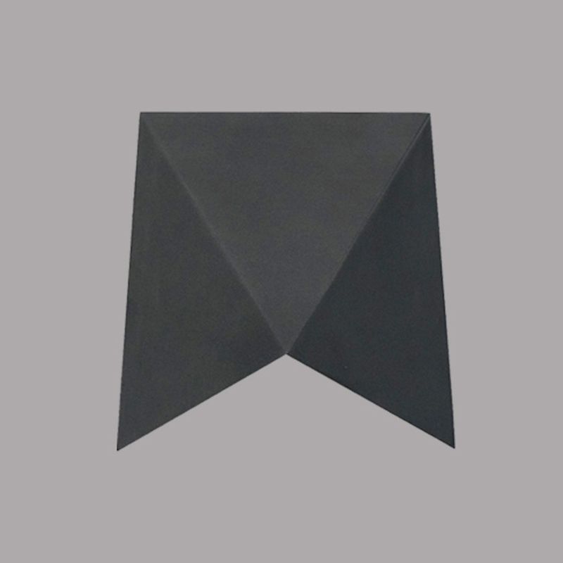 Geometric Shape Wall Lamp Modern Style Acrylic 1 Light Sconce in White / Black
