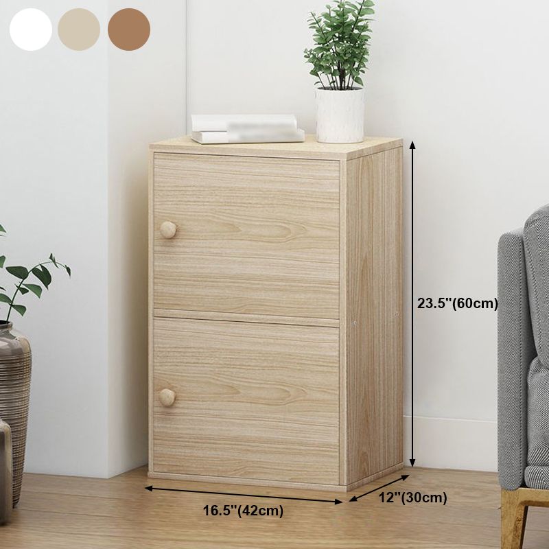 Contemporary Vertical Standard Bookcase Manufactured Wood Bookcase with Doors