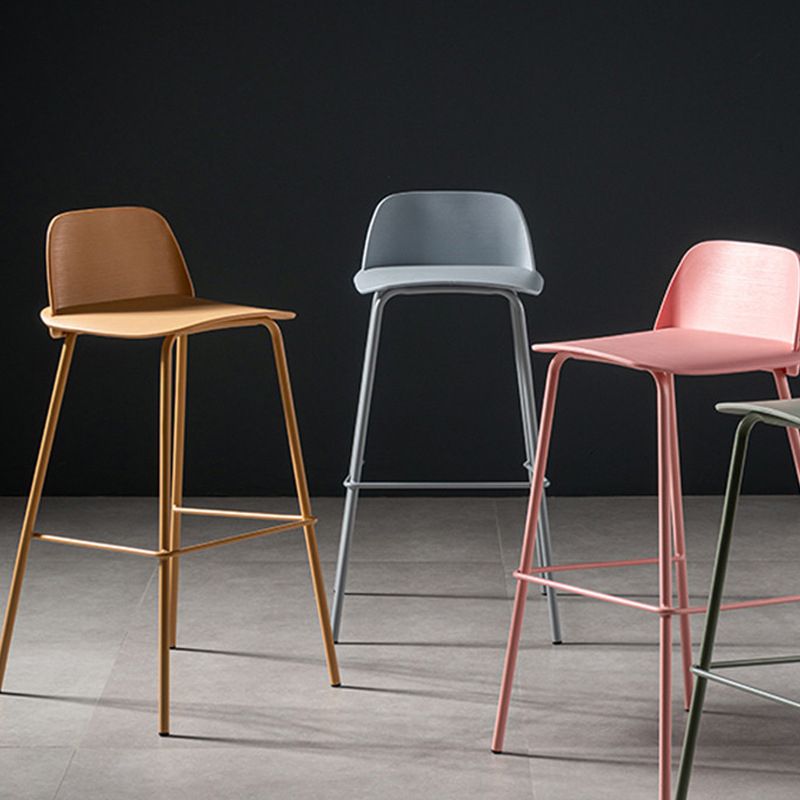 Scandinavian Plastic Bar Stools Low Back Armless Barstool with 4 Iron Legs