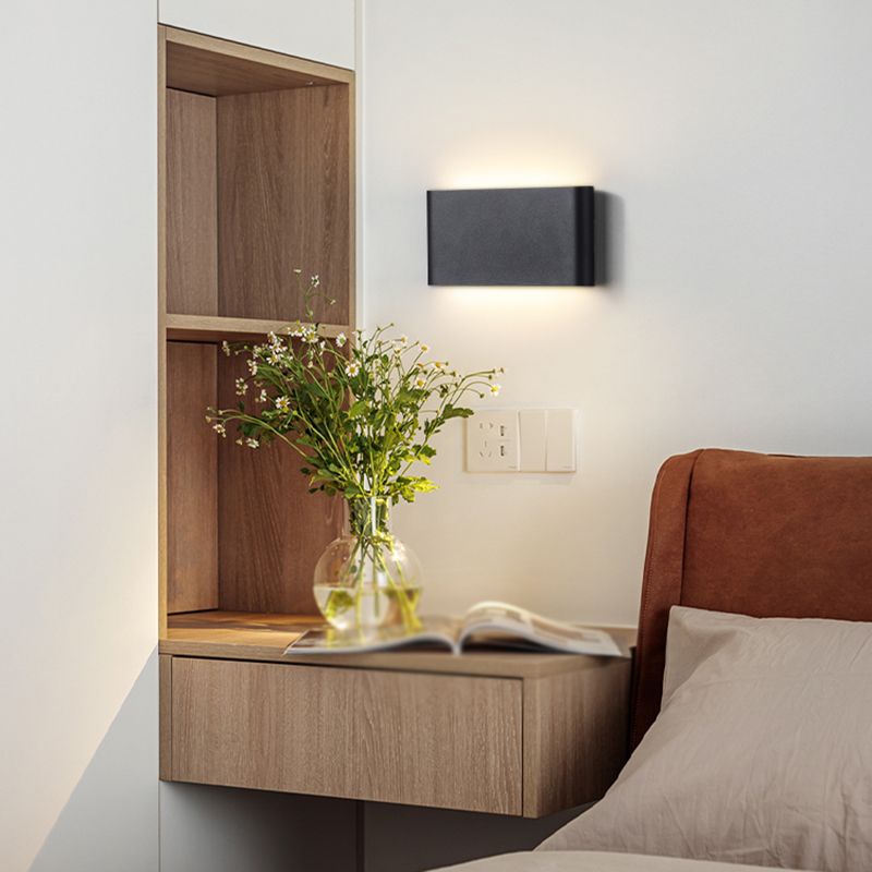 Contemporary LED Wall Mount Fixture in Dark Black / White Rectangle Wall Sconce