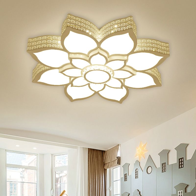 White LED Lotus Ceiling Fixture Contemporary Metallic Flush Mount Light, 21.5"/29.5" Width