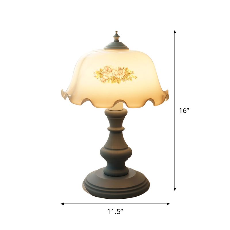 Lampada da comodino con bordo increspato, fiore americano, vetro bianco, lampada da comodino blu a 1 testa