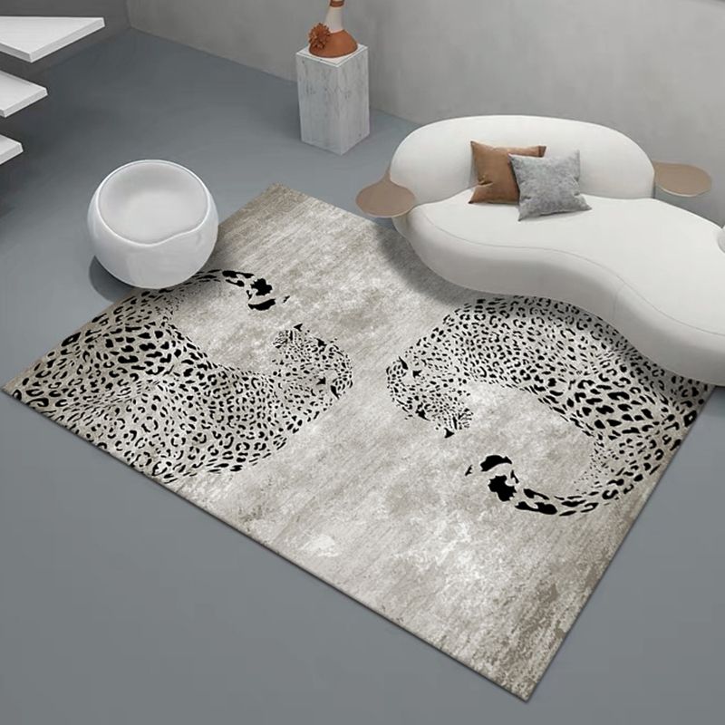 Funky Leopard Pattern Area Rug Modern Individuality Carpet Non-Slip Backing Rug for Home Decoration