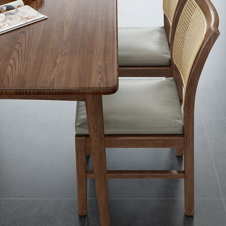 Contemporary Standard Brown Dining Table Solid Wood Rectangle Dining Table for Kitchen