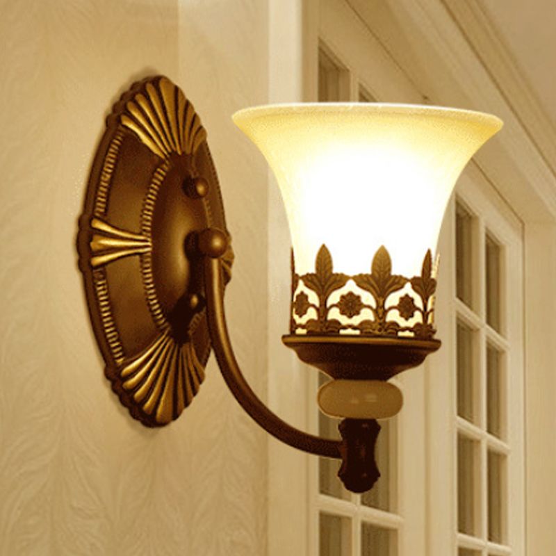 Lumière murale de cloche noire