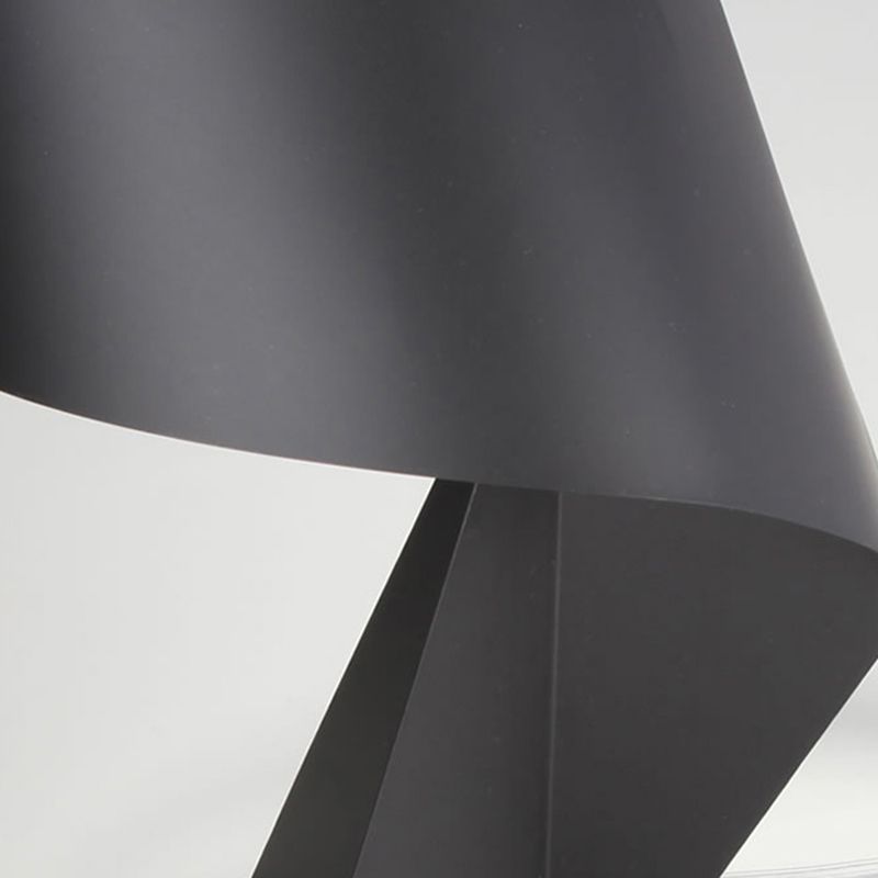 Arte Decor-Light Light Light Lightstand Light Storning Curved Light con tonalità metallica