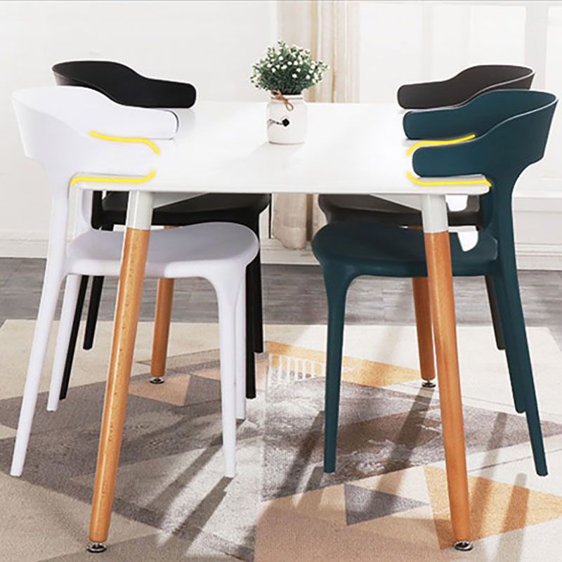 Silla de cocina contemporánea que cena la silla lateral sin brazos con las piernas plásticas