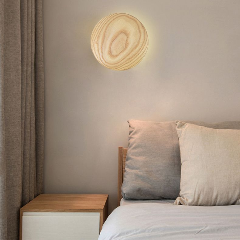 Atmosphere Circle Shape Wall Sconce Light Natural Oak LED Wall Lighting for Bedroom