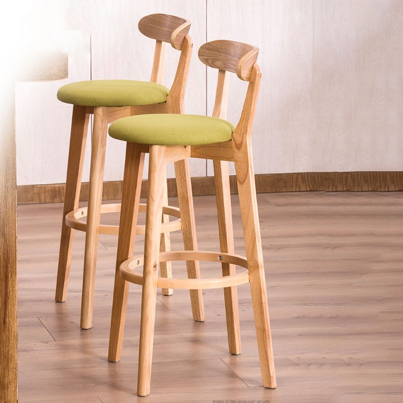 Scandinavian Upholstered Footrest Low Back Stool 27.55'' Beech Bar Stool