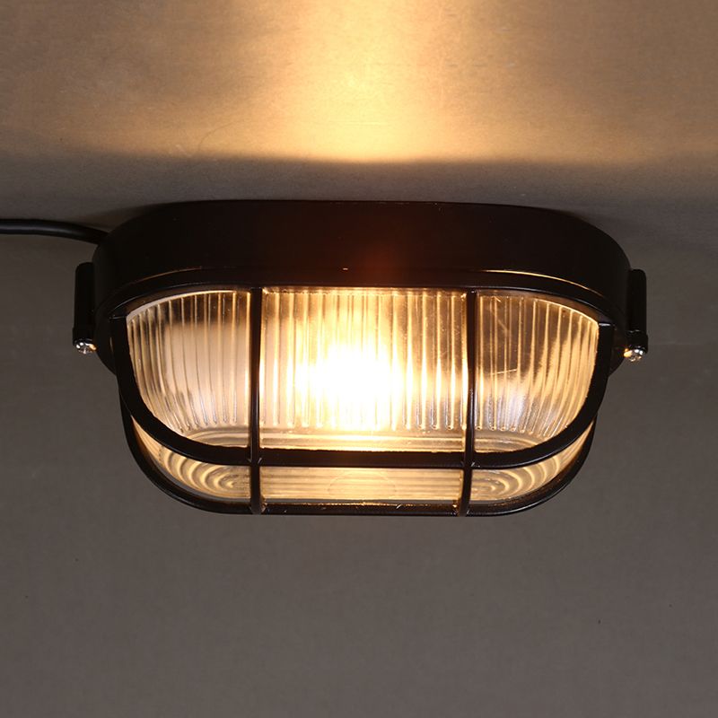 1 Glühbirne Halbkapsel Mini Flush Light Farmhouse Deckenleuchte aus schwarzem geripptem Glas mit Drahtkäfig