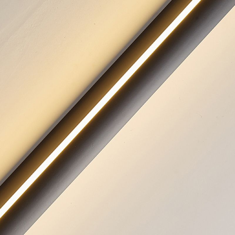 Linear Wall Light Fixture Contemporary Metal 1 Light Wall Sconce in Black