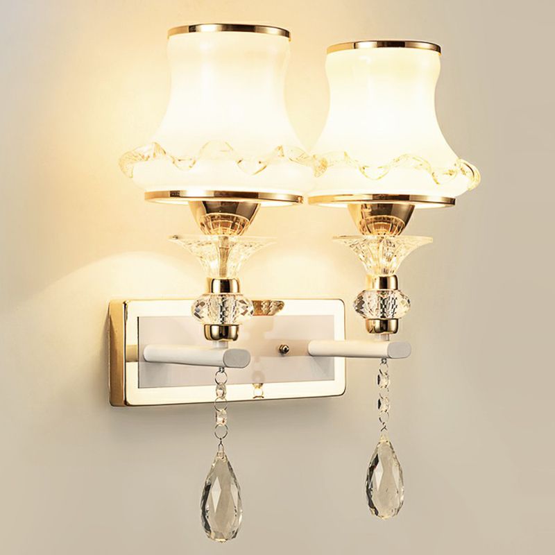 Wijd uitlopende woonkamer muurlicht vintage matglass champagne wand sconce met kristalaccenten