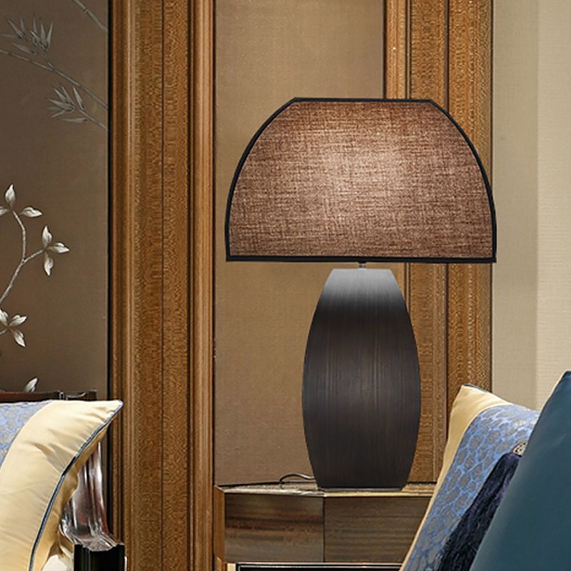 1 tête d'éclairage de tâche incurvée tissu moderne petite lampe de bureau en gris avec base en métal