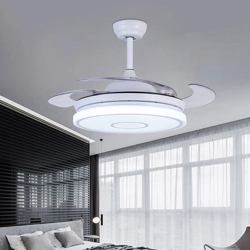 Rogue de lampe à fans pendentif blanc acrylique 36 "LED LED nordique Semi Flush Mount Plafond Aymor pour le salon, 4 lames transparentes