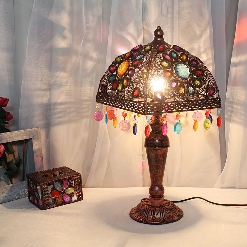 Lampada da tavolo anticata cava con 1 lampadina da comodino in metallo in bronzo per soggiorno