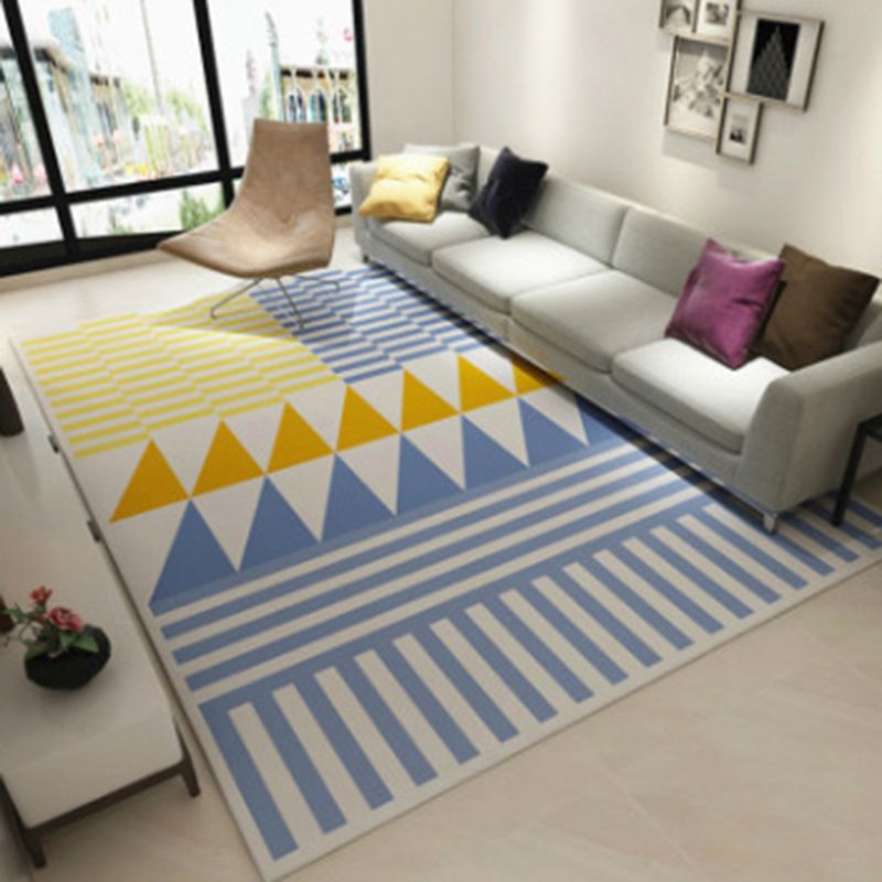 Yellow Modern Area Carpet Geometric Pattern Polyester Area Rug Stain Resistant Rug for Home Decor