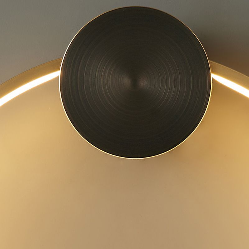 Metal Round Shape Wall Lighting Modern Style 1 Light Wall Mounted Light Fixture