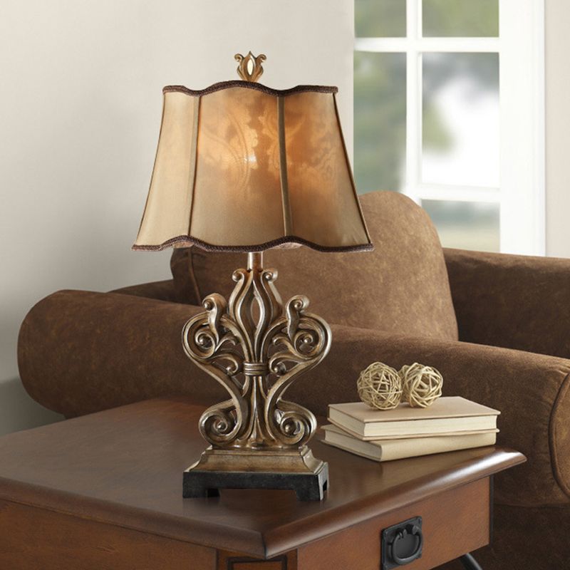 Ruffle-Edged Shade Table Lamp Rustic Style 1 Bulb Guest Room Night Stand Lamp in Brown with Square Pedestal