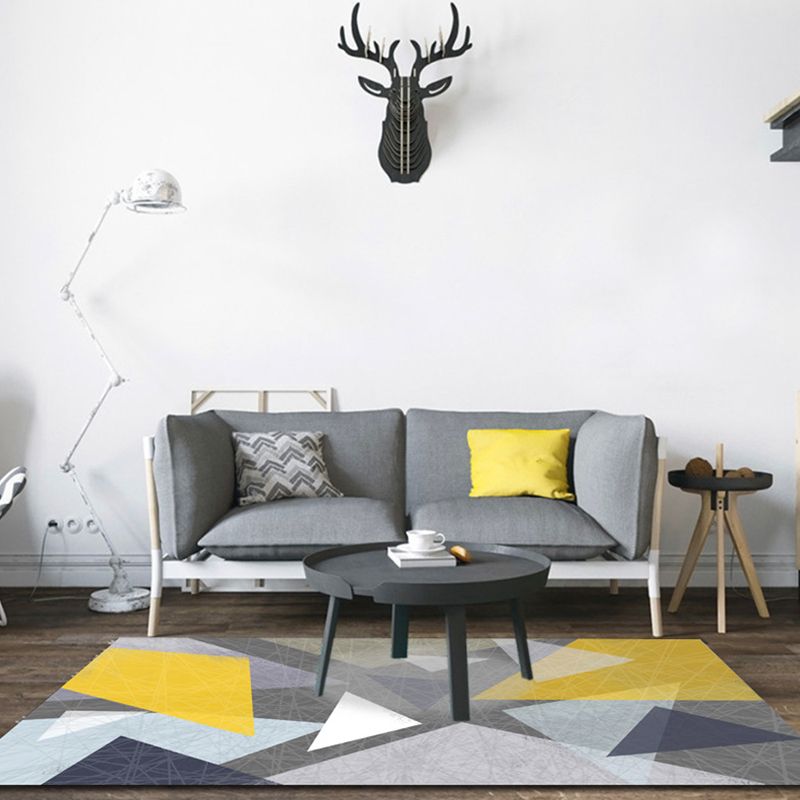 Minimalist Graphic Design Indoor Rug Contemporary Creative Area Rug Polyester Anti-Slip Backing Carpet for Living Room