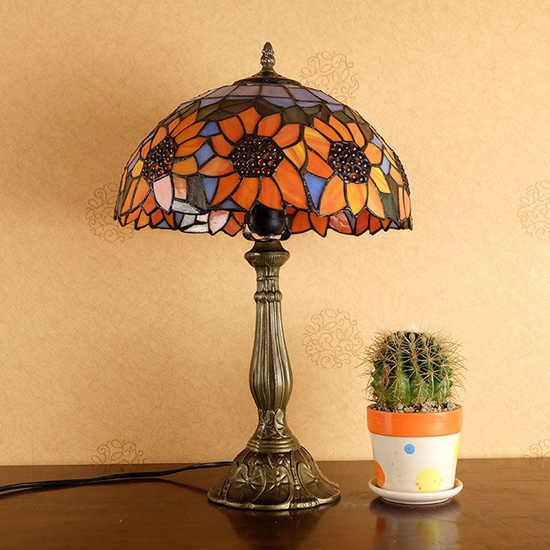 Kom schaduw nachtkastje lamp enkel gekleurd kunstglas klassieke tafelverlichting in oranje met zonnebloempatroon
